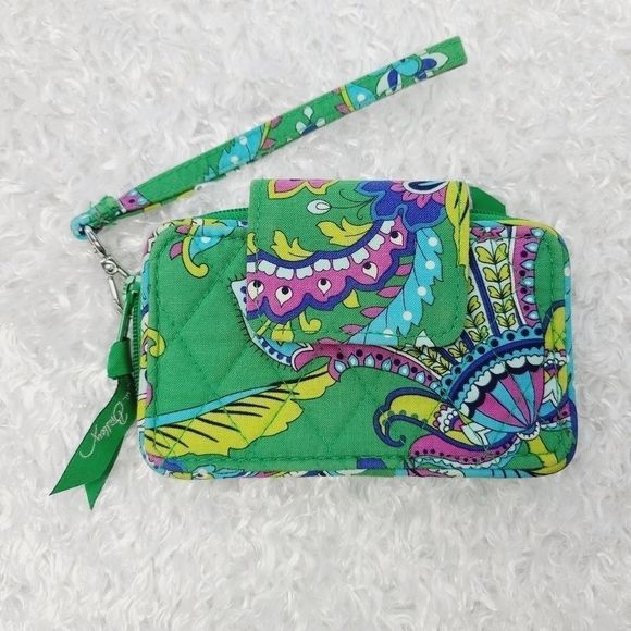 Vera Bradley Handbags - Vera Bradley Emerald Green Paisley Wristlet